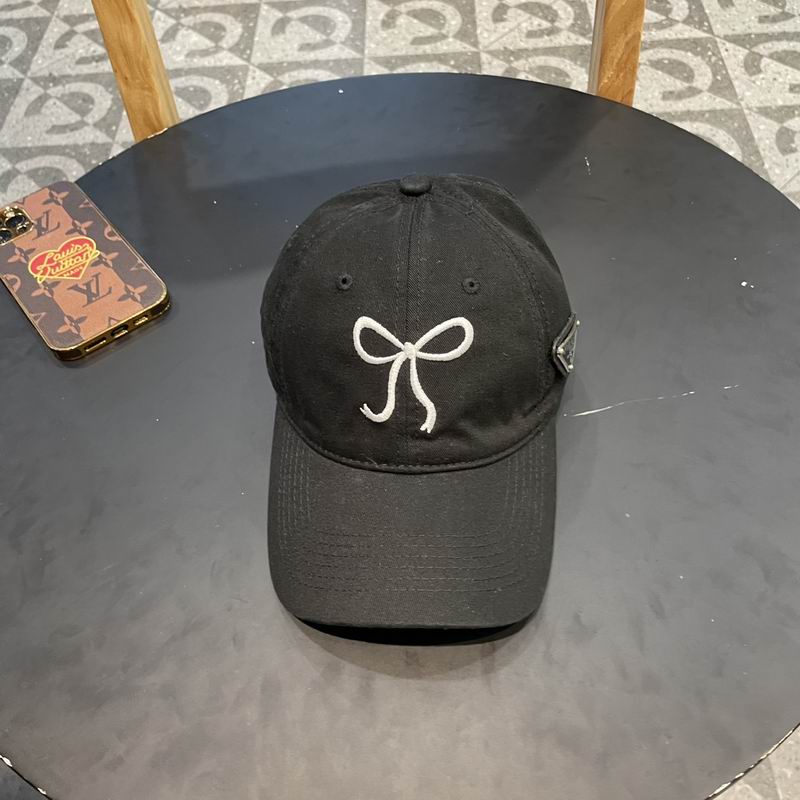 Prada cap (26)